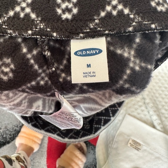 Old Navy Women's Size M Mid-Rise Patterned Micro Performance Fleece Pajama - Picture 3 of 4